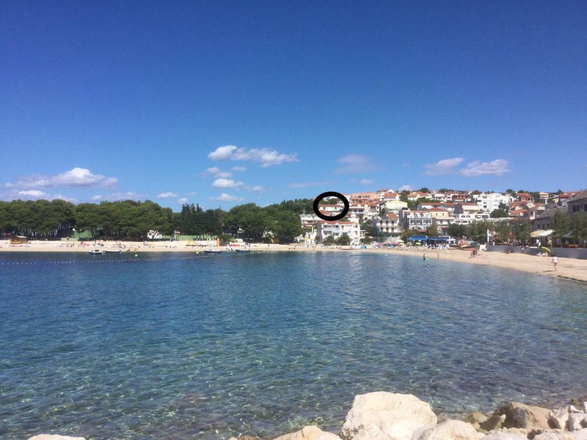 Apartmani Piculo Primosten Bagian luar foto